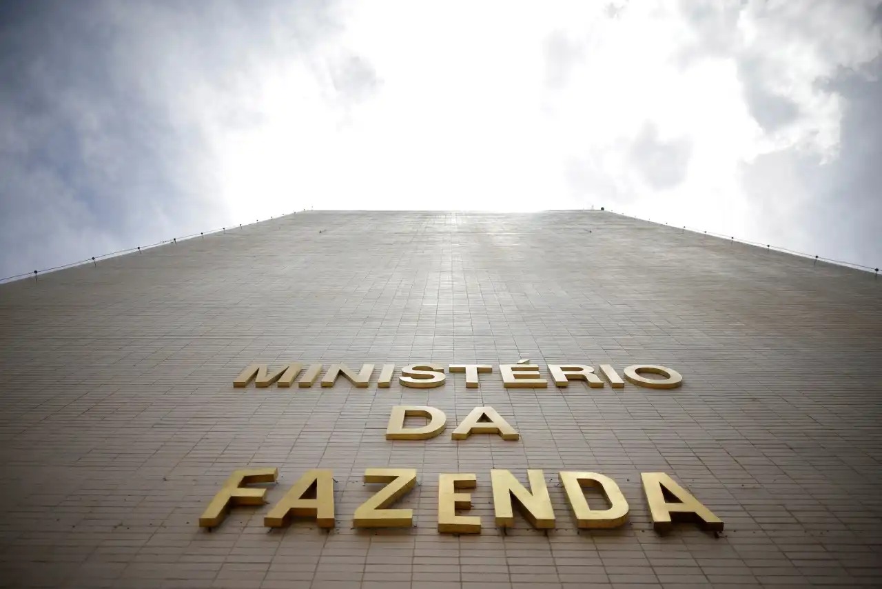 Especialistas debatem "Discriminação tributária indireta contra as pessoas com deficiência e o papel do legislador"